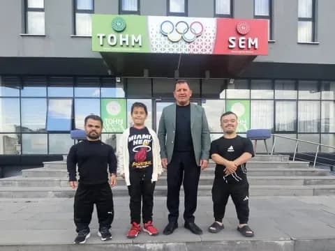 Abdullah Kayapınar Kayseri'de Ağırlandı - İl Müdürlüğünden Tebrik Abdullah Kayapınar Kayseri'de Ağırlandı - İl Müdürlüğünden Tebrik