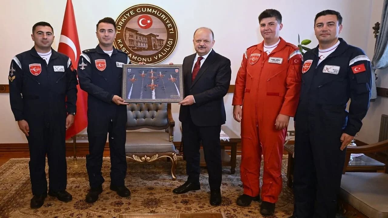 Kastamonu Semalarında Görsel Şölen: Türk Yıldızları İçin Hazırlıklar Başladı Kastamonu Semalarında Görsel Şölen: Türk Yıldızları İçin Hazırlıklar Başladı