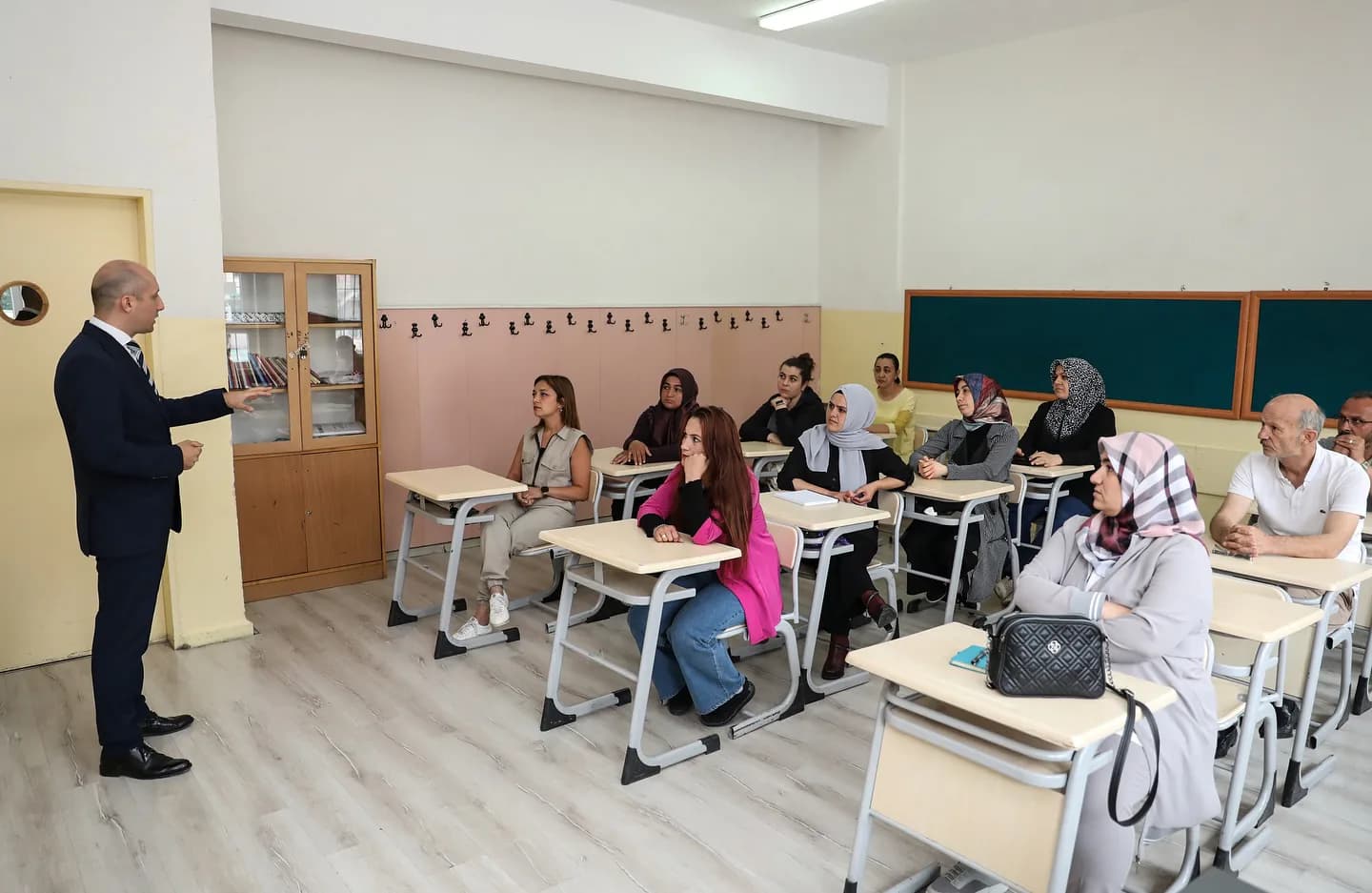 Ailelerin Eğitime Katkısı Arttırılacak Ailelerin Eğitime Katkısı Arttırılacak