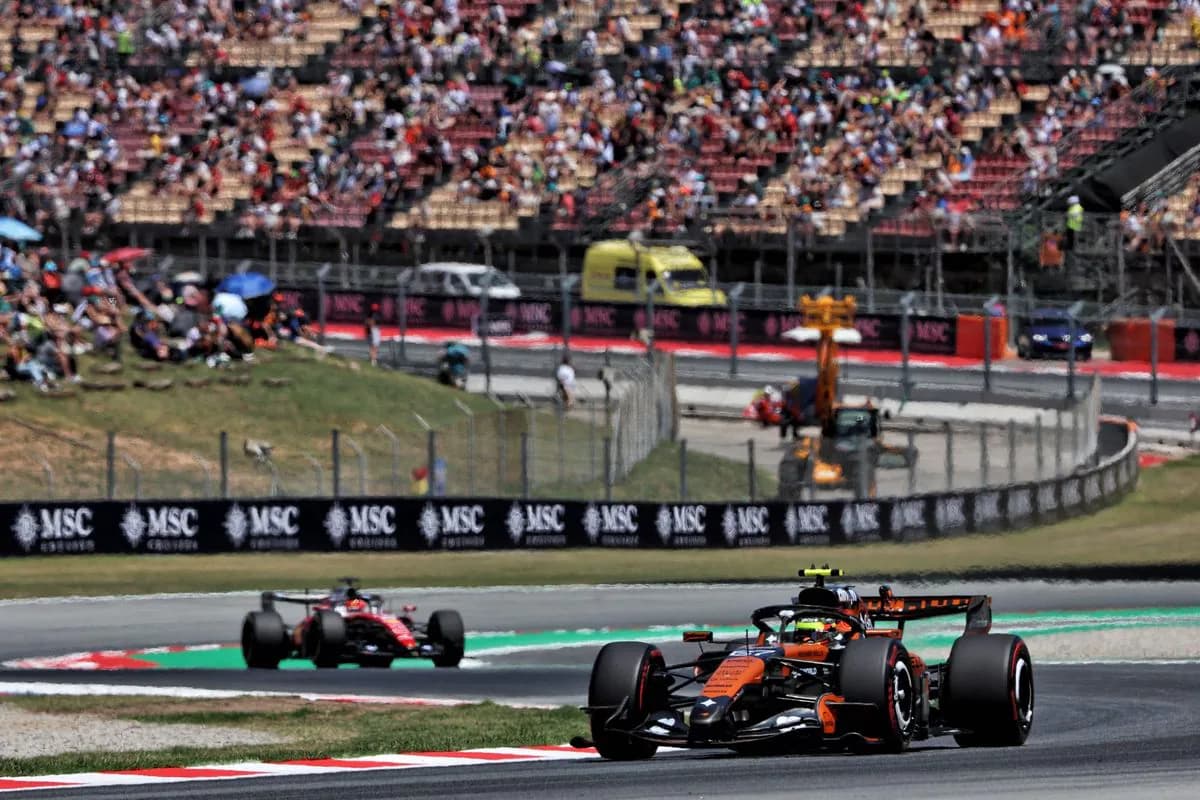 Barselona GP'de Hız Tuzakları: McLaren Zirvede Ama Yarış Temposu Şaşırtıyor Barselona GP'de Hız Tuzakları: McLaren Zirvede Ama Yarış Temposu Şaşırtıyor