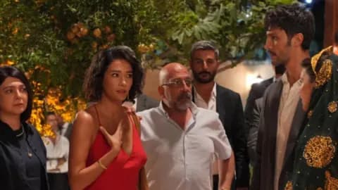 Halef: Köklerin Çağrısı Sezon Finalinde Neler Oldu? 35. Bölüm İzleme Rehberi Halef: Köklerin Çağrısı Sezon Finalinde Neler Oldu? 35. Bölüm İzleme Rehberi