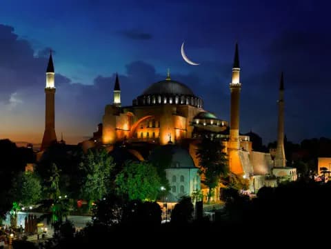 Eski Sağlık Bakanı Fahrettin Koca'nın Emeklilik Mesajı ve Din-Toplum İlişkisi Eski Sağlık Bakanı Fahrettin Koca'nın Emeklilik Mesajı ve Din-Toplum İlişkisi