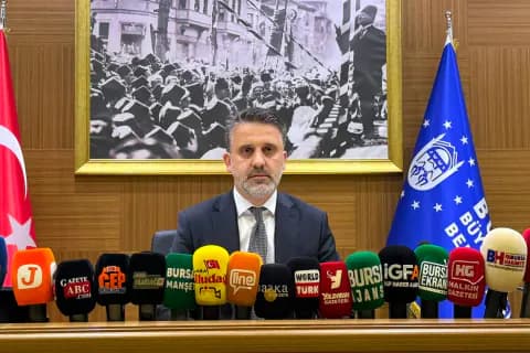 Bursa'da Dev Hamle: 1 Milyar TL'lik Kredi ve Arkeopark Müjdesi Bursa'da Dev Hamle: 1 Milyar TL'lik Kredi ve Arkeopark Müjdesi