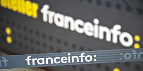 Fransa'da Kamu Yayıncılarına 'Siyasi Temsil' İhtarı: Arcom'dan Sert Karar Fransa'da Kamu Yayıncılarına 'Siyasi Temsil' İhtarı: Arcom'dan Sert Karar