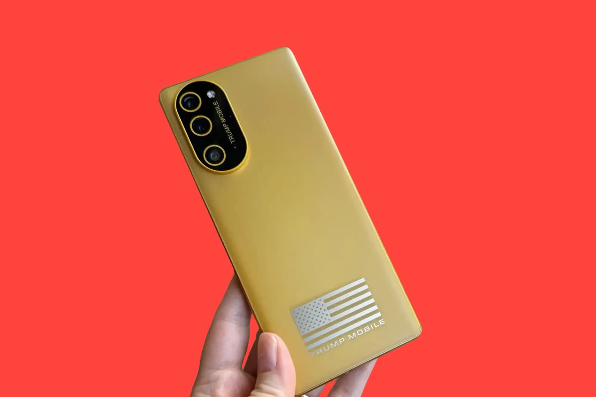 Gizemli Trump Phone T1 Ortaya Çıktı: İlk Kez Fiziksel Olarak Görüldü Gizemli Trump Phone T1 Ortaya Çıktı: İlk Kez Fiziksel Olarak Görüldü