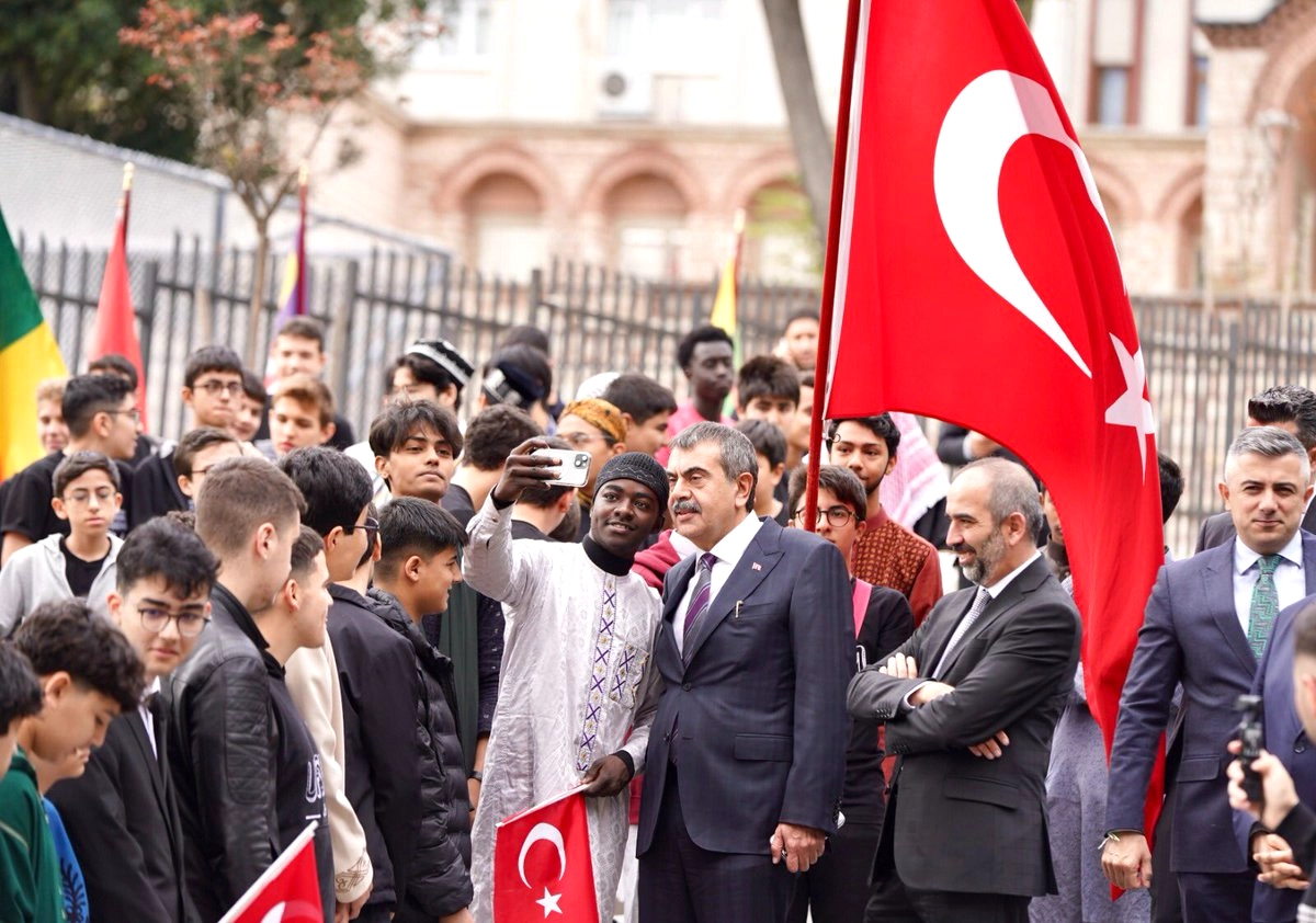 97 Ülkeden 2 Bin 87 Öğrenci Türkiye'nin Eğitim Köprüsünde Buluşuyor
