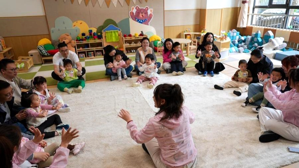 Çin Hizmet Sektörünü Neden Hızla Güçlendiriyor?