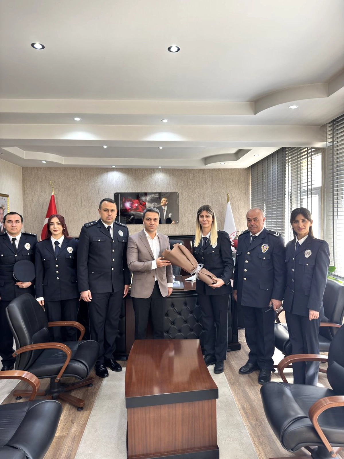 Pozantı'da Polis Haftası Ziyareti: Kaymakam'dan Emniyet Teşkilatına Teşekkür