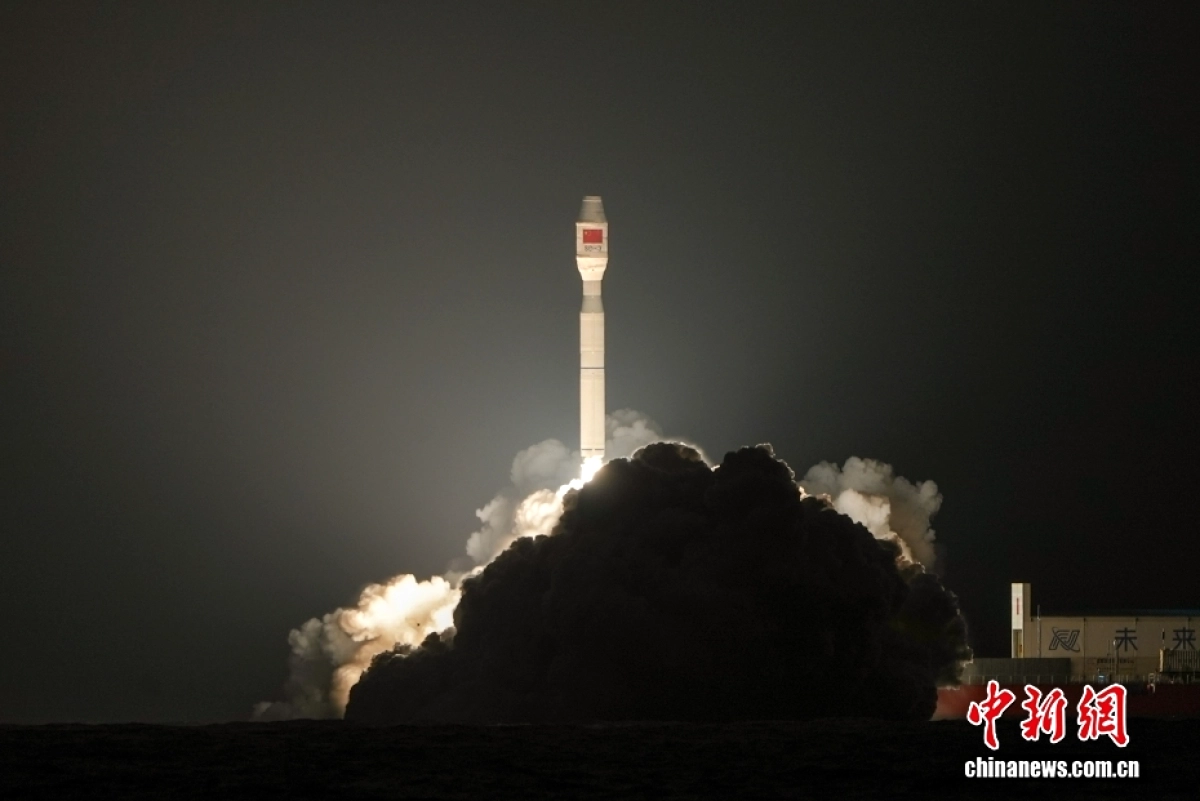 Çin, Denizden Roket Fırlatarak Uydu İnterneti Teknolojisini Geliştiriyor