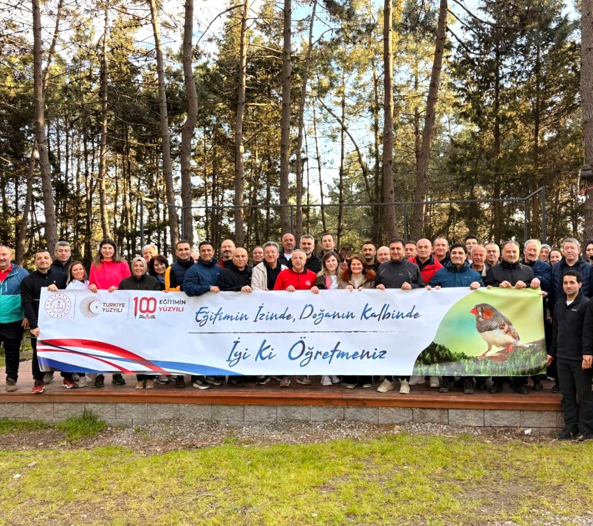 Çekmeköy'de Eğitim Ailesi Doğa Yürüyüşüyle Buluştu