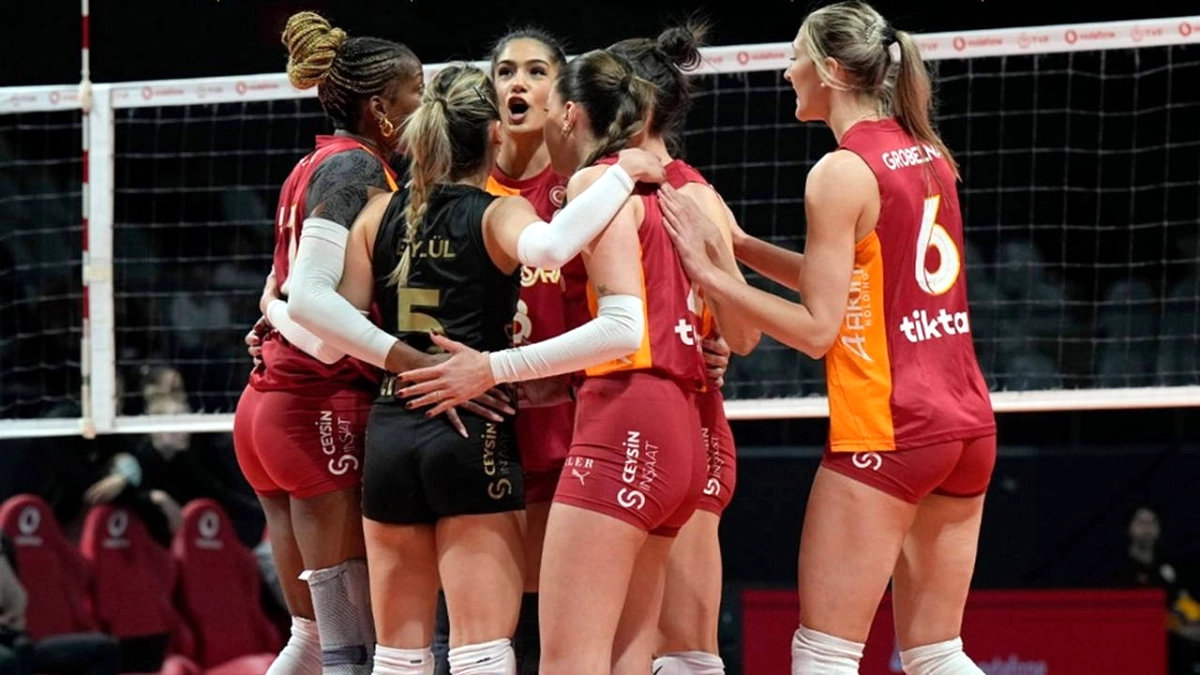 Galatasaray Daikin Türk Hava Yolları'nı 3-2 Devirdi: 5-6 Etabına Yükseldi