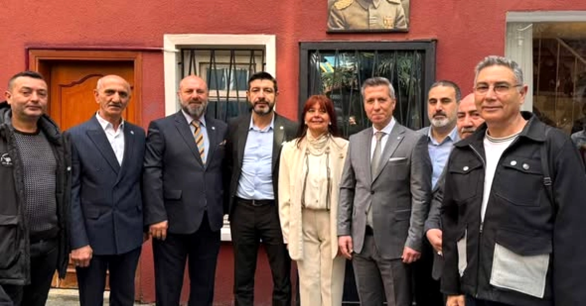 İYİ Parti'den Türk Ortodoks Patrikhanesi'ne Paskalya Ziyareti