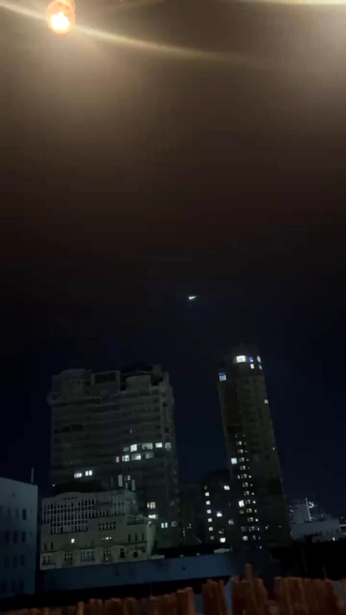 Ukrayna'da Gök Cismi Panik Yarattı: Hava Saldırısı Sirenleri Çaldı