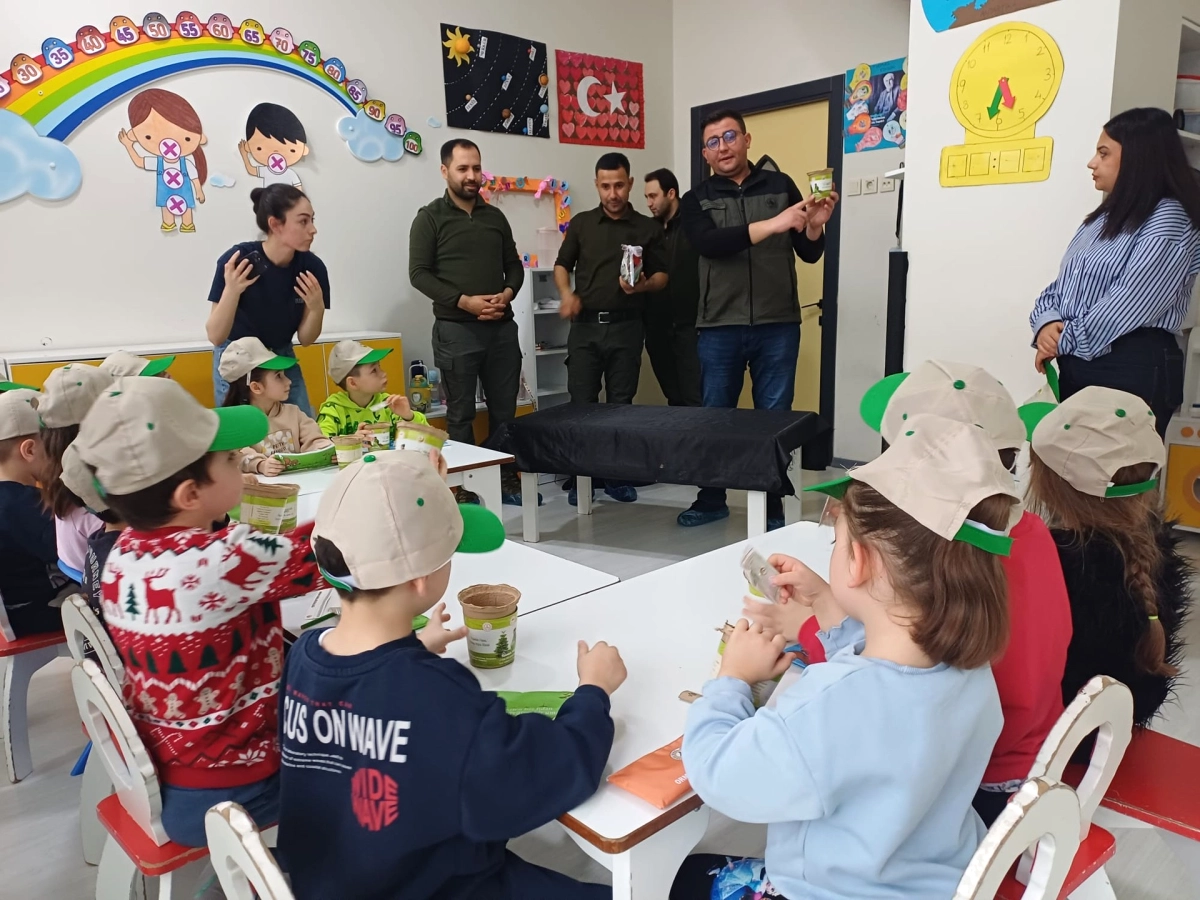 Gönen'de Minik Eller Toprakla Buluştu: Tohumdan Ormana Yolculuk