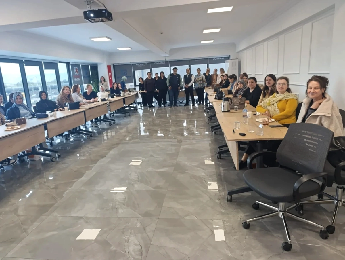 İzmit'te Kronik Hastalıklar Eğitim Programı Başladı