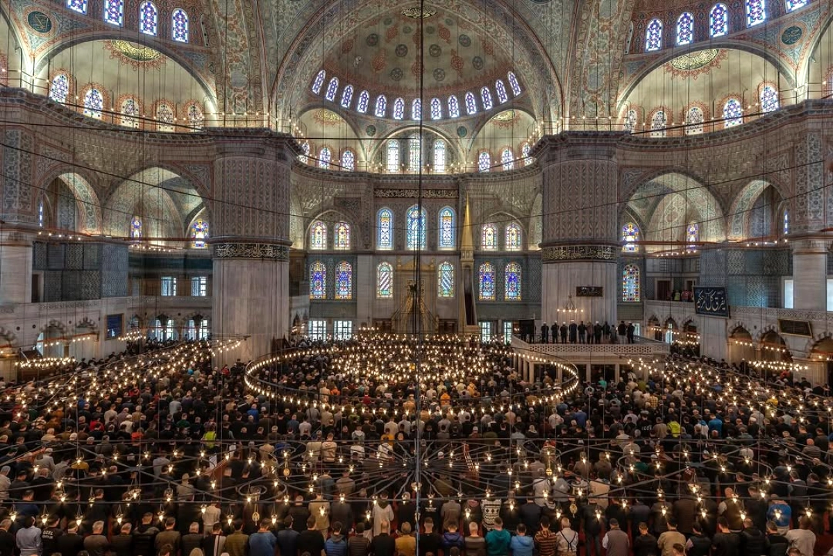 Fatih Belediyesi'nden Hayırlı Cumalar Mesajı