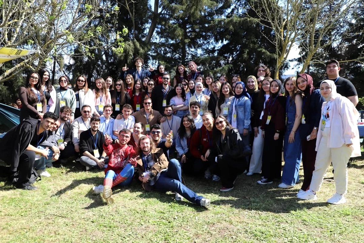 İstanbul Arel Üniversitesi, Nesin Vakfı'nda 23 Nisan Coşkusu Yaşattı