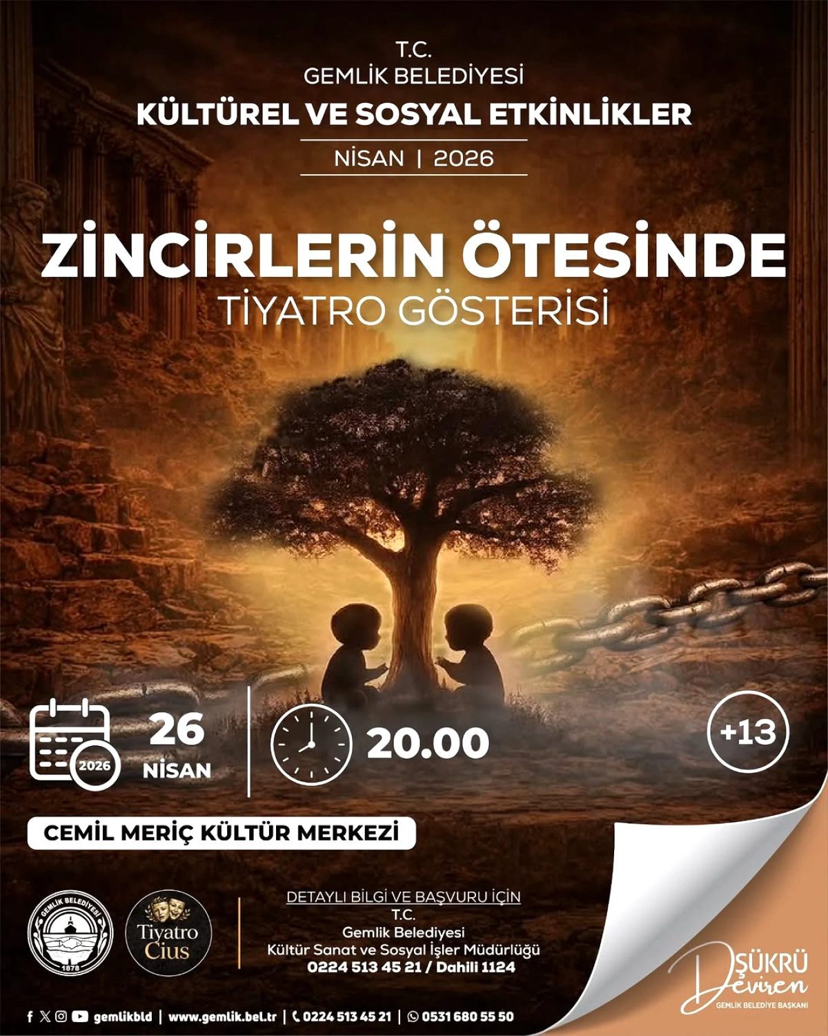 Gemlik'te 'Zincirlerin Ötesinde' Tiyatro Prömiyeri