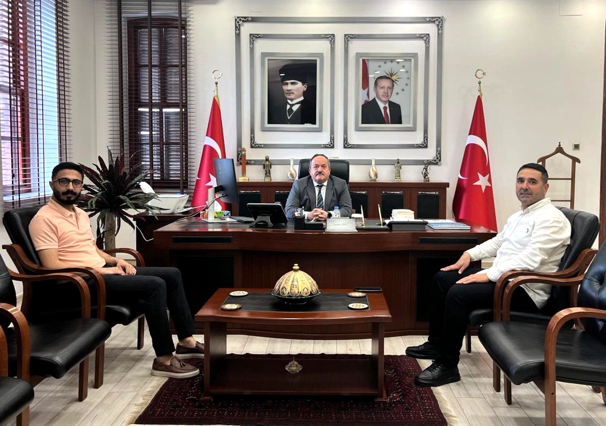 Seyhan Kaymakamı İnci, İkibinevler ve İsmetpaşa Mahalle Muhtarlarını Kabul Etti