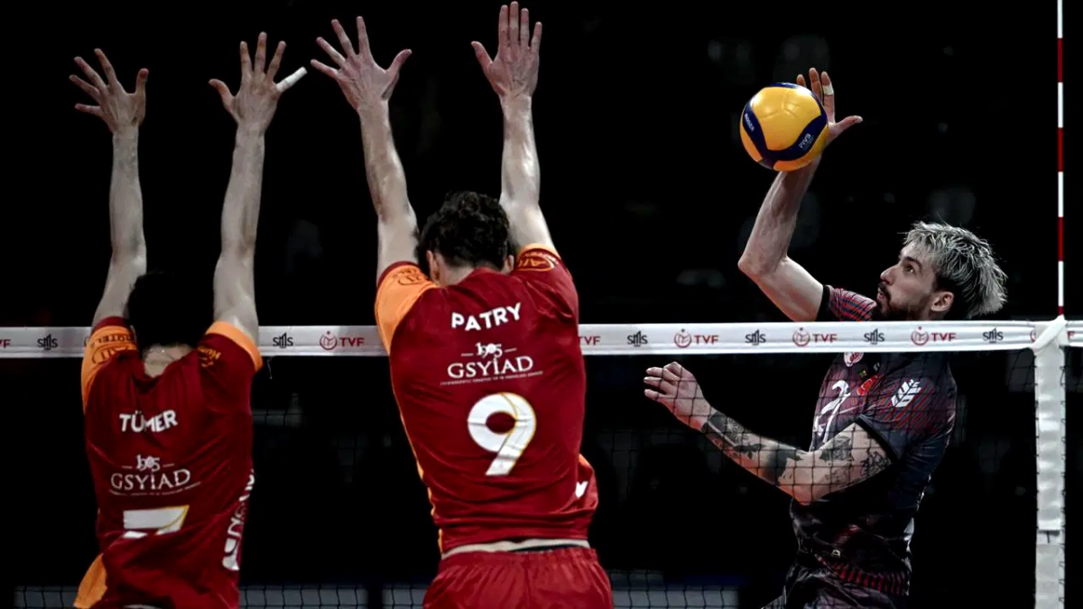 Ziraat Bankkart'tan Tarihi Galibiyet: Galatasaray'ı 3-2 Yenerek Finalde 2-0 Öne Geçti