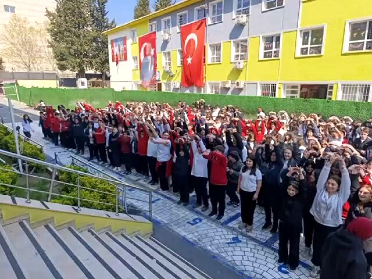 Bakırköy'de Öğrenciler 