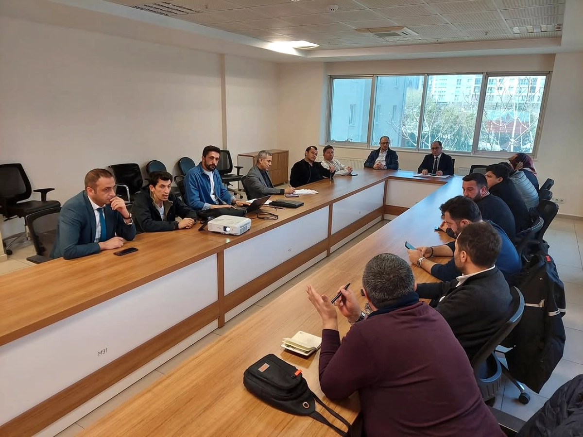 Esenyurt'ta 2026 Bursluluk Sınavı İçin Okul Yöneticileri Toplandı