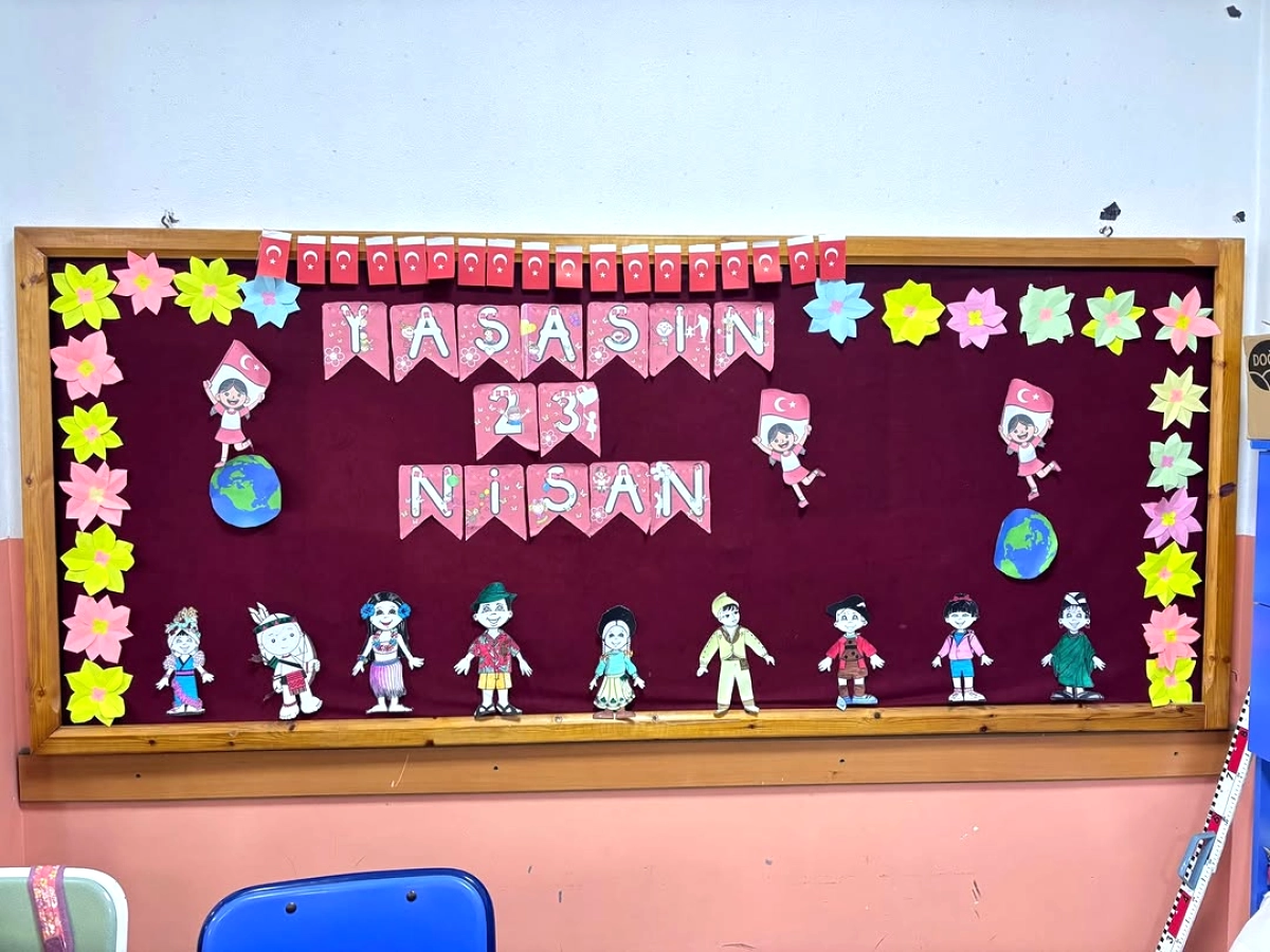 Altınova Subaşı İlkokulu'nda 23 Nisan Coşkusu