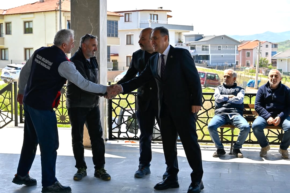 Vali Usta Bağlarbaşı'nda: Mahalle Sorunları Dinlendi