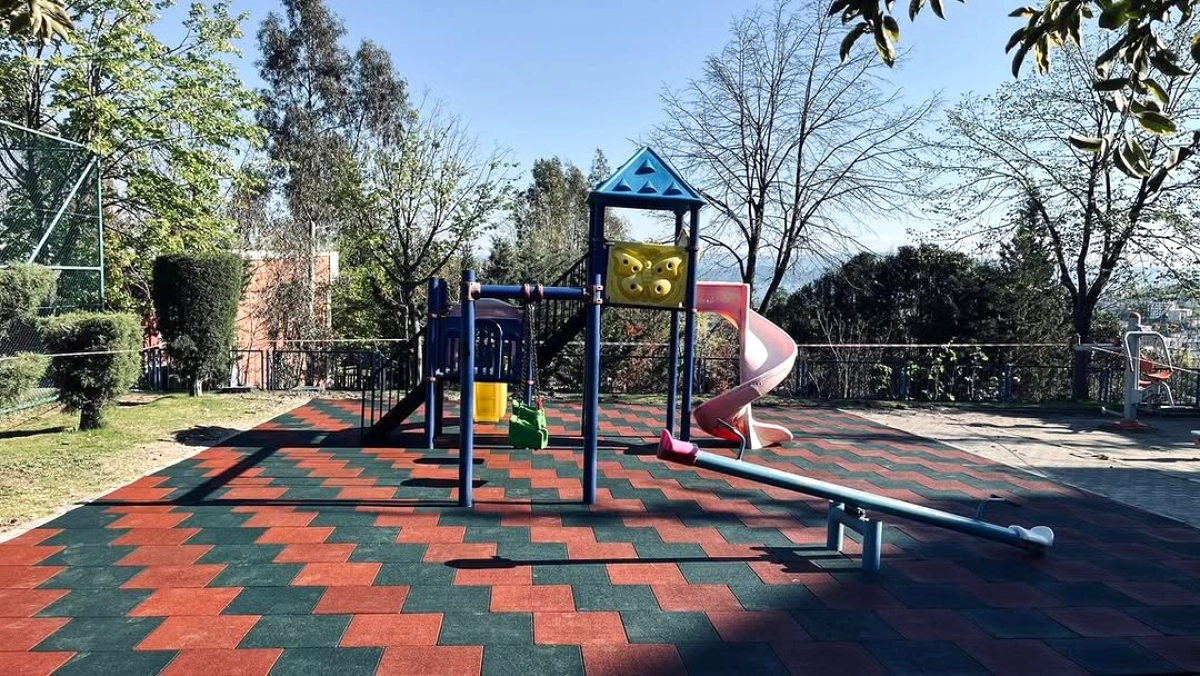 Gebze'de Çocuk Parklarına Güvenlik ve Konfor Yatırımı