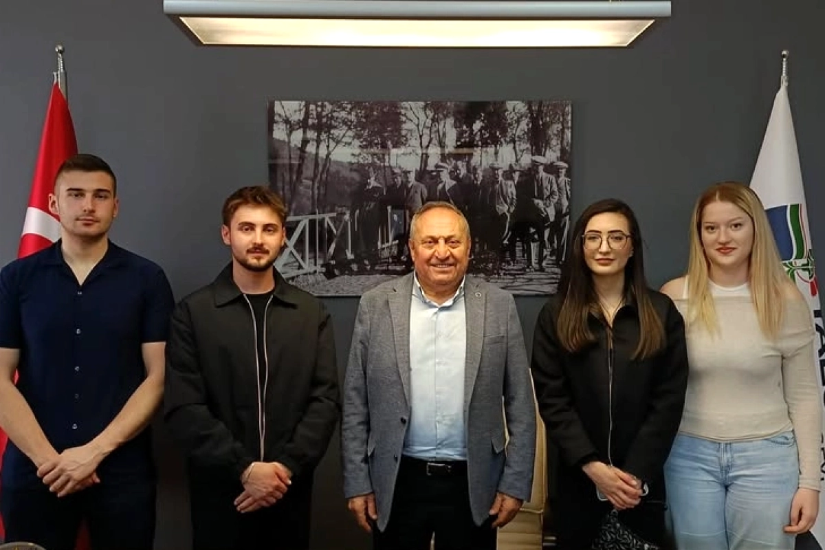 Yalova'da Genç Hukukçular Kent Konseyi'nde Projelerini Sundu