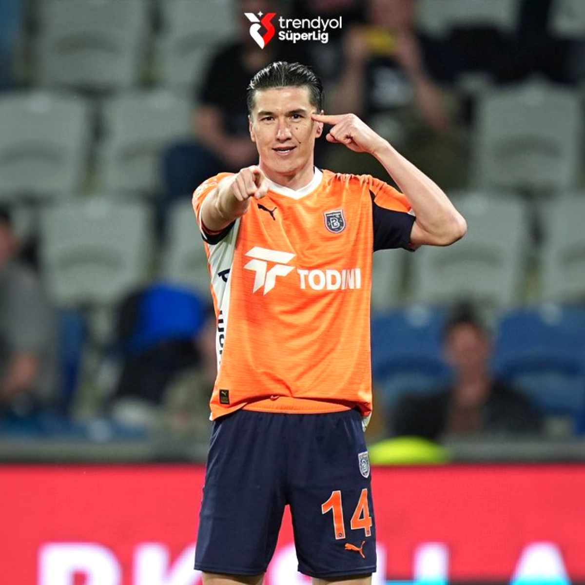 Başakşehir, Kasımpaşa'yı 4-0 Mağlup Etti: Shomurodov Çift Gol Attı