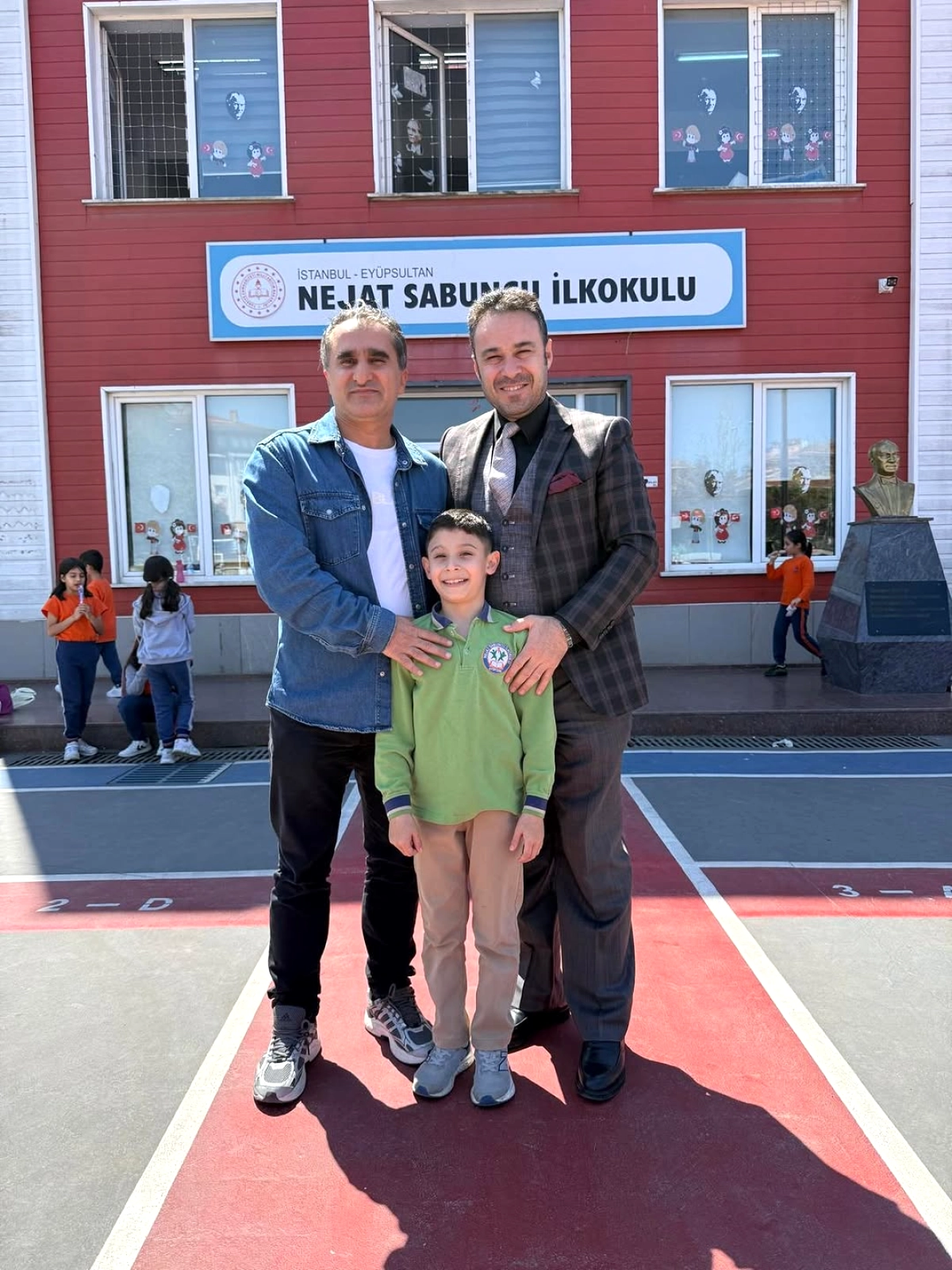 Yeşilay Eyüpsultan'dan Nejat Sabuncu İlkokulu'na İş Birliği Ziyareti