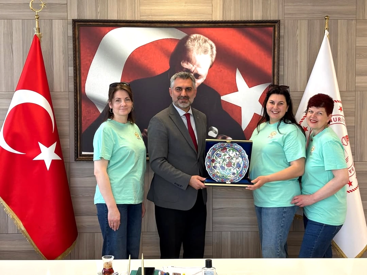 Kartal'da Uluslararası Eğitim İş Birliği: Litvanyalı Öğretmenlerden Ziyaret