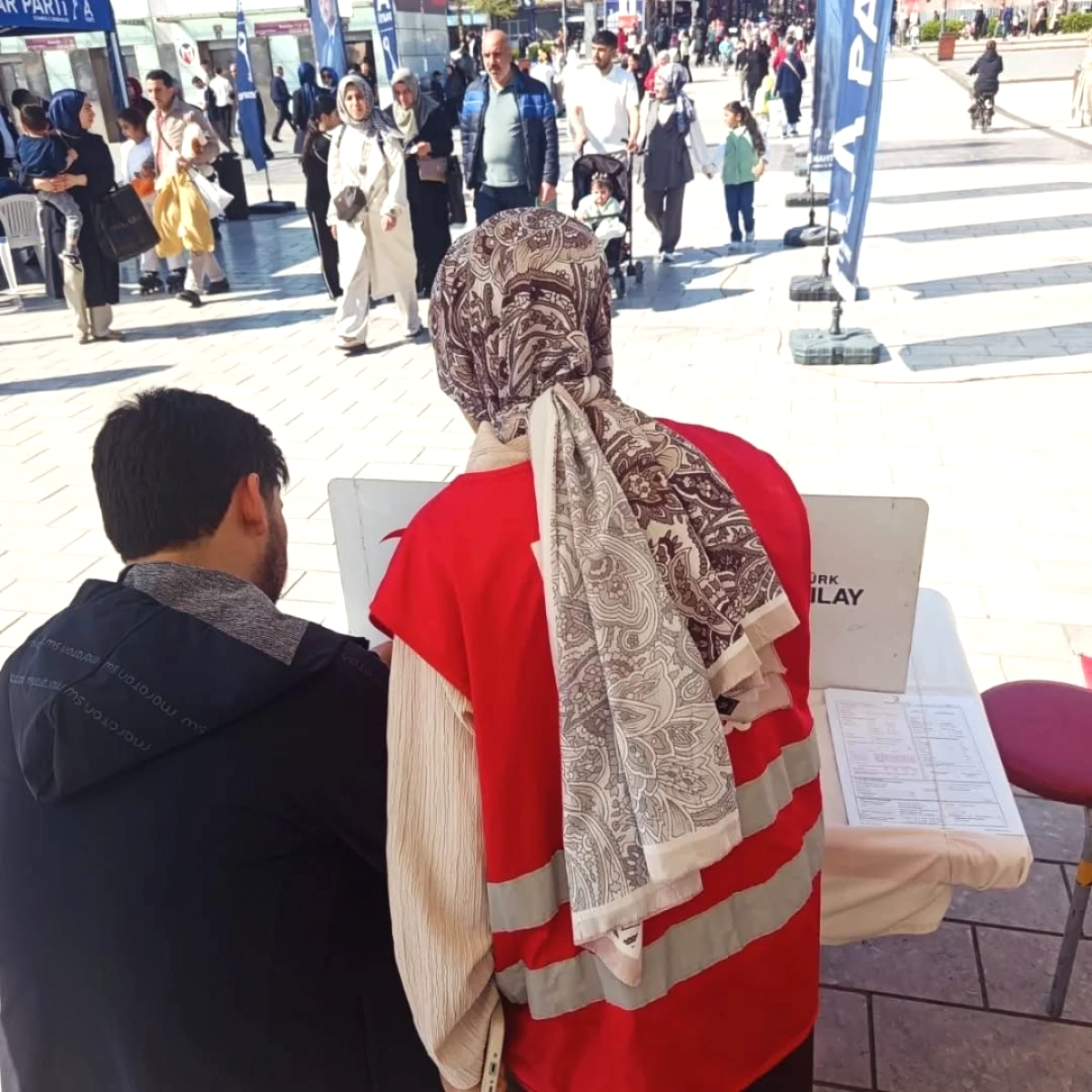 Genç Kızılay Bağcılar'da Kan Bağışı Seferberliği: Bir Ünite Kan, Birden Fazla Hayat