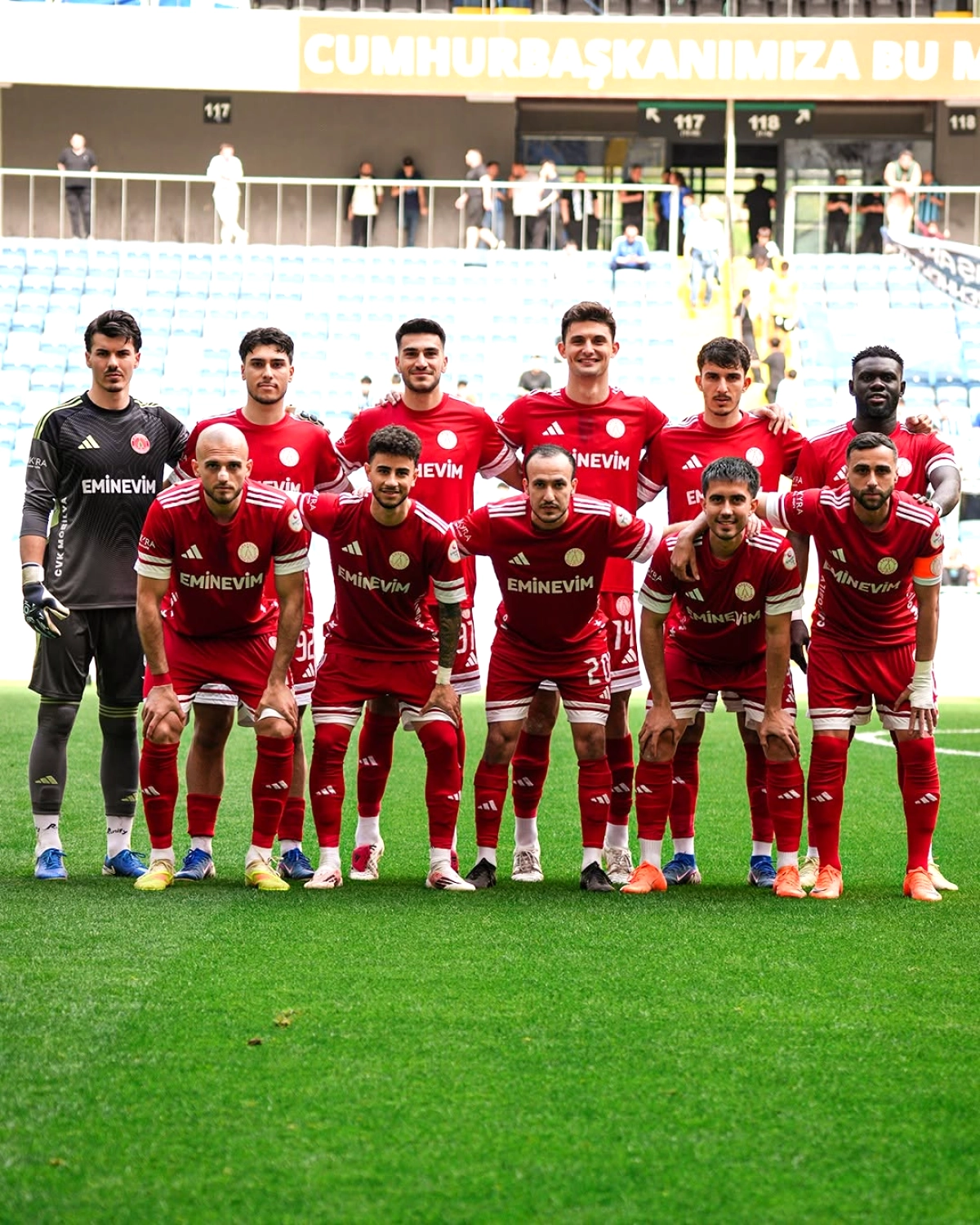 Ümraniyespor'dan Maça Dair İlk Yarı Kareleri Paylaşıldı