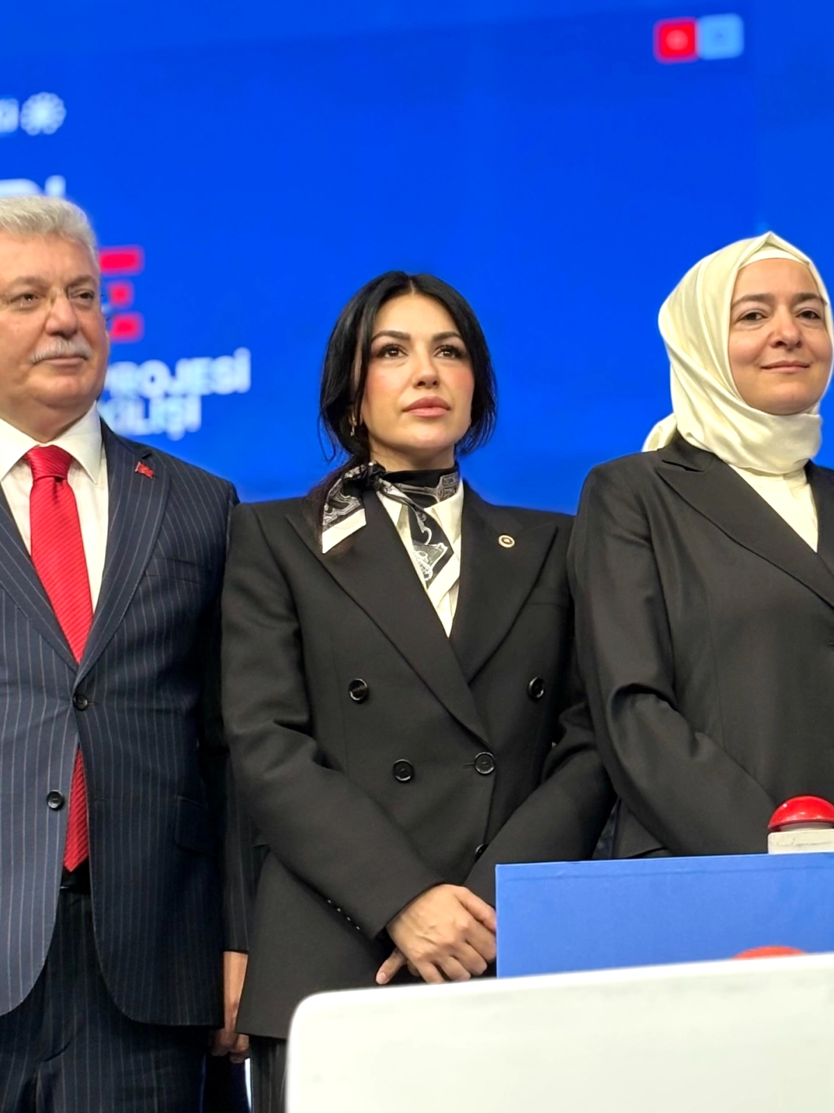 İstanbul'da 100 Bin Konut İçin Kura Çekildi: 240 Ay Vade, 7 Bin TL Taksit