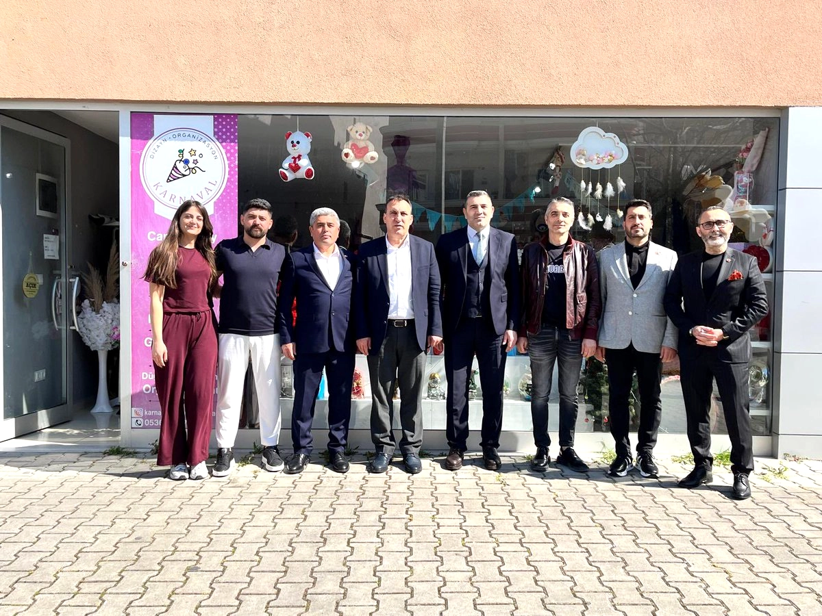 Büyükçekmece'de Kaymakam'dan Esnaf Ziyareti: Karnaval Dizayn Organizasyon