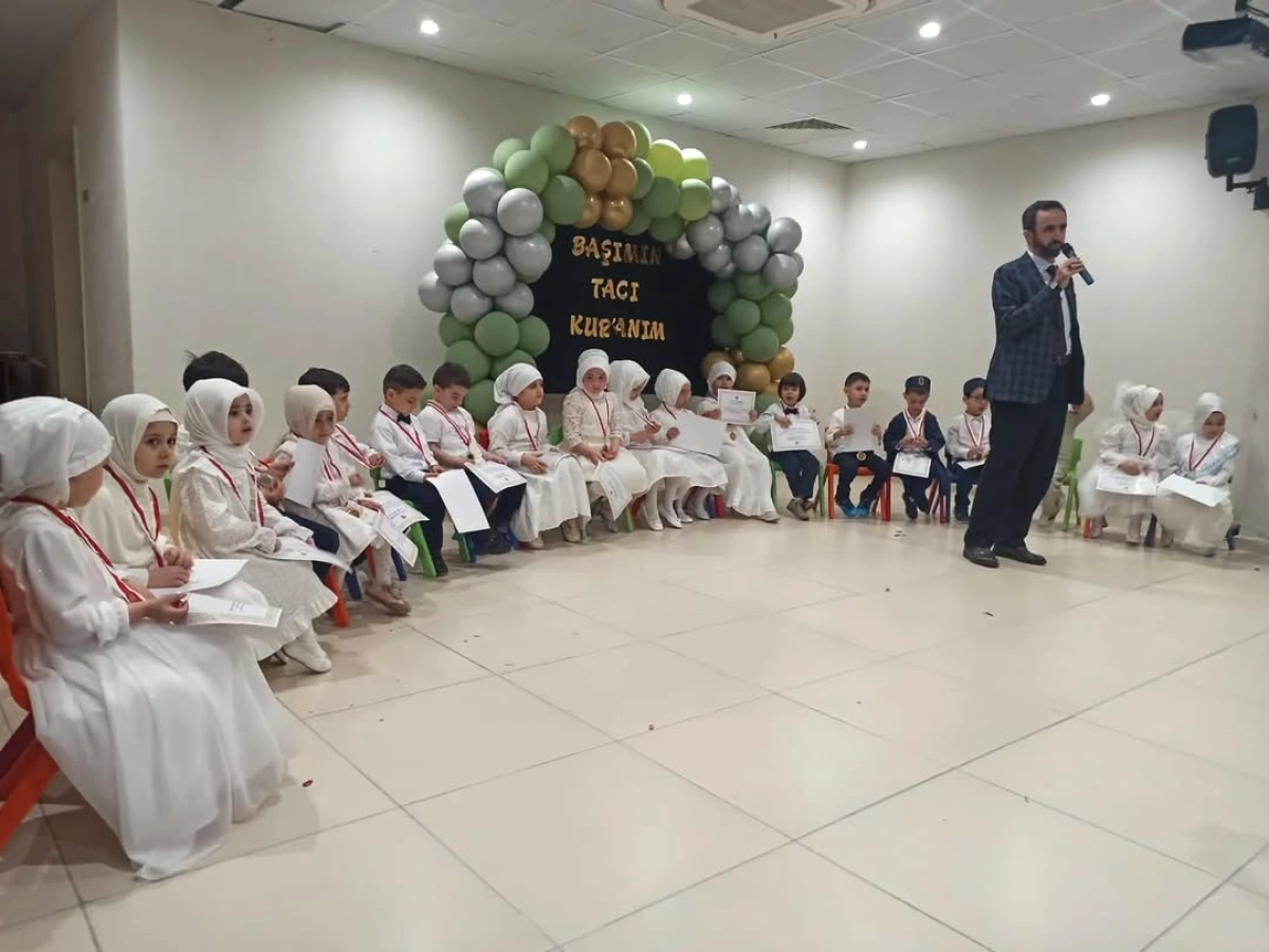 Çatalca'da Minik Öğrenciler Kur'an-ı Kerim'e Geçiş Yaptı