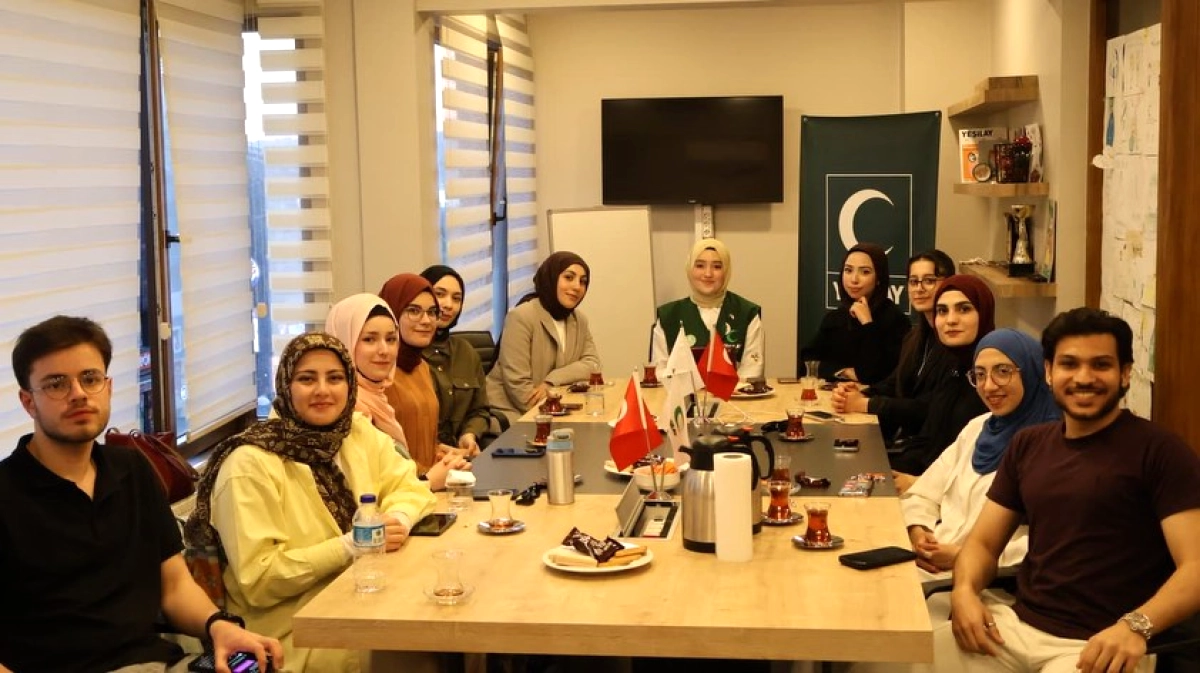 Yeşilay Üsküdar Gençlik Komisyonu Mayıs Planlarını Belirledi