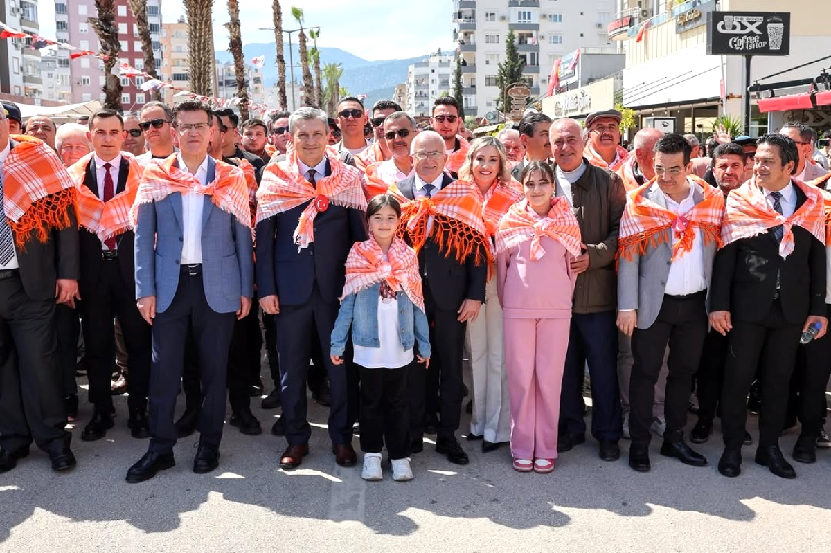 Kumluca'da Yörük Göçü Kortejiyle Tarım Festivali Başladı
