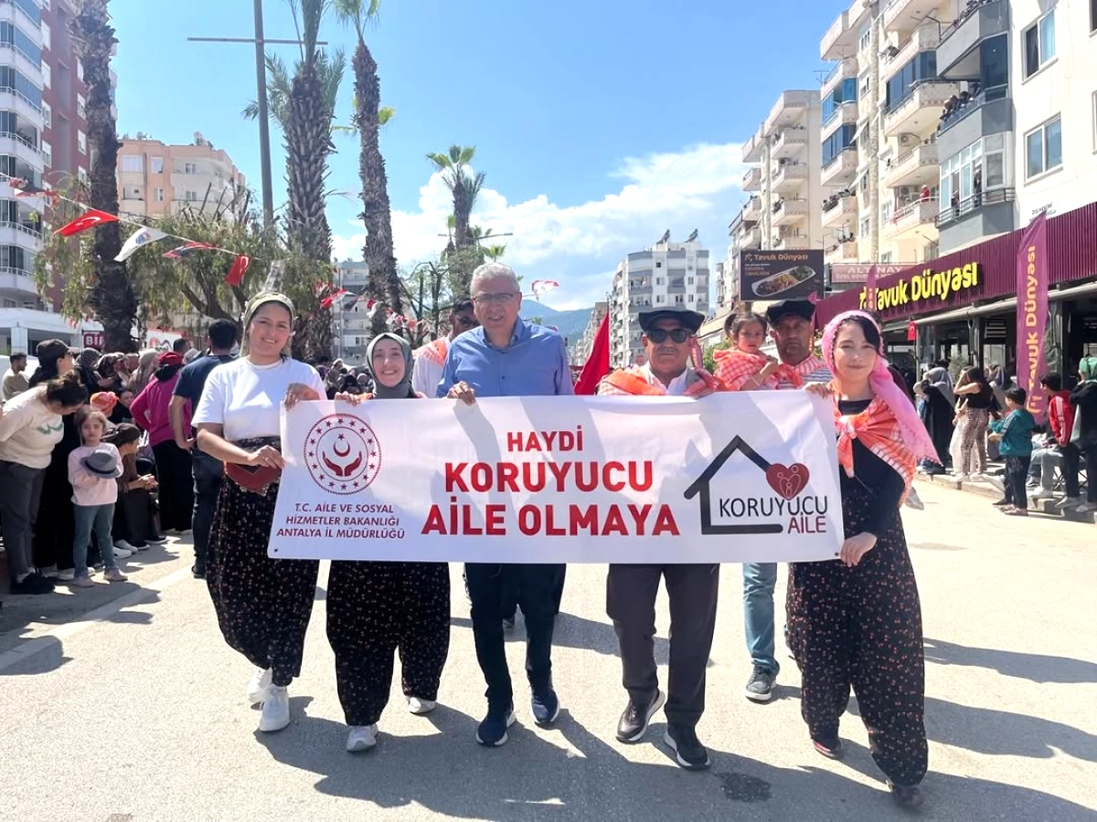 Kumluca Festivali'nde Koruyucu Aile Farkındalığı