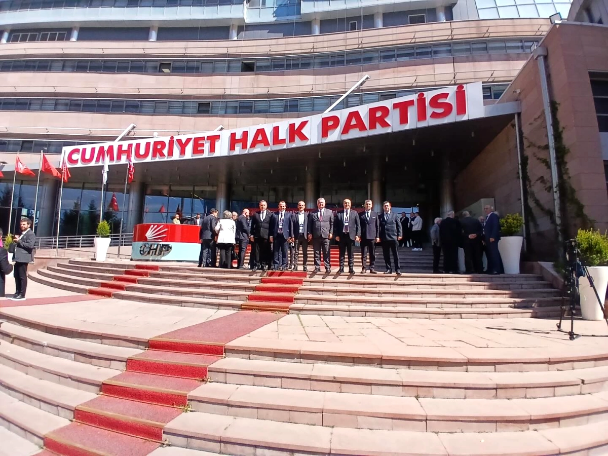 Yılmaz Tavşan, CHP Genel Merkezi'ndeki Belediye Başkanları Toplantısı'na Katıldı