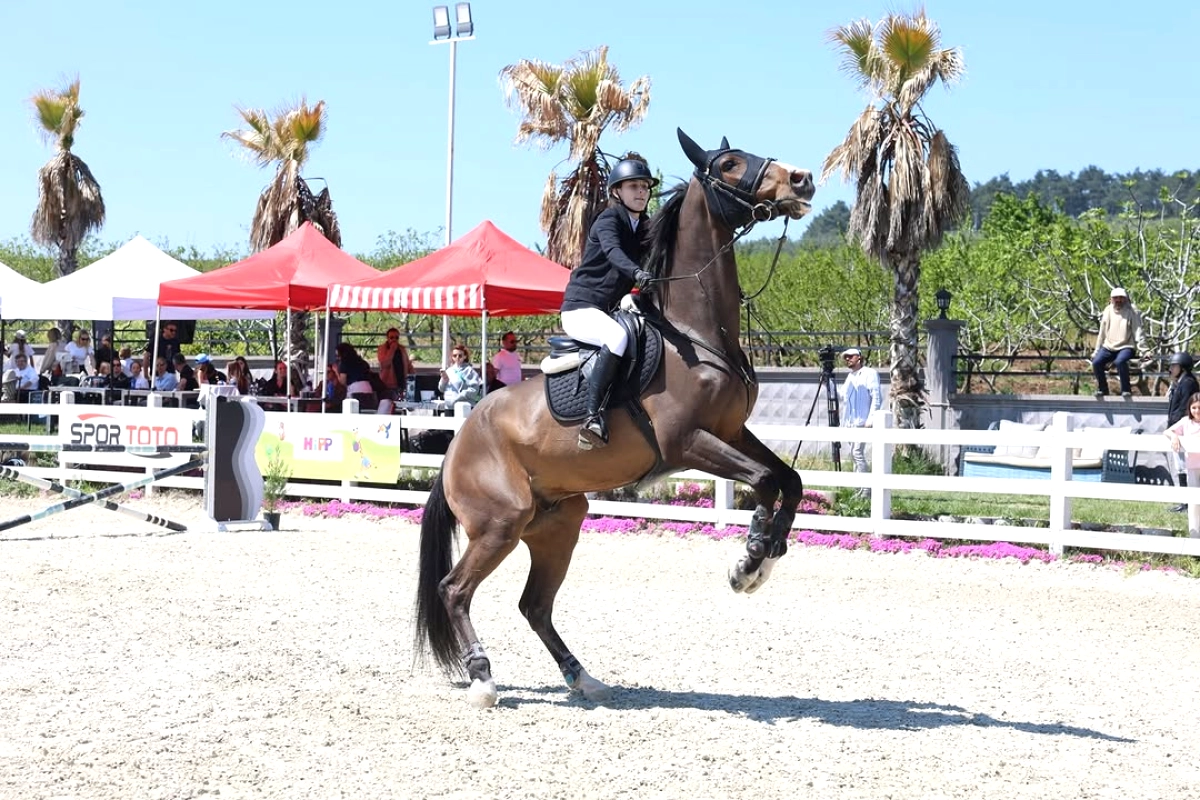 Bursa'da HiPP Gelişim Ligi'nde Ödüller Sahiplerini Buldu