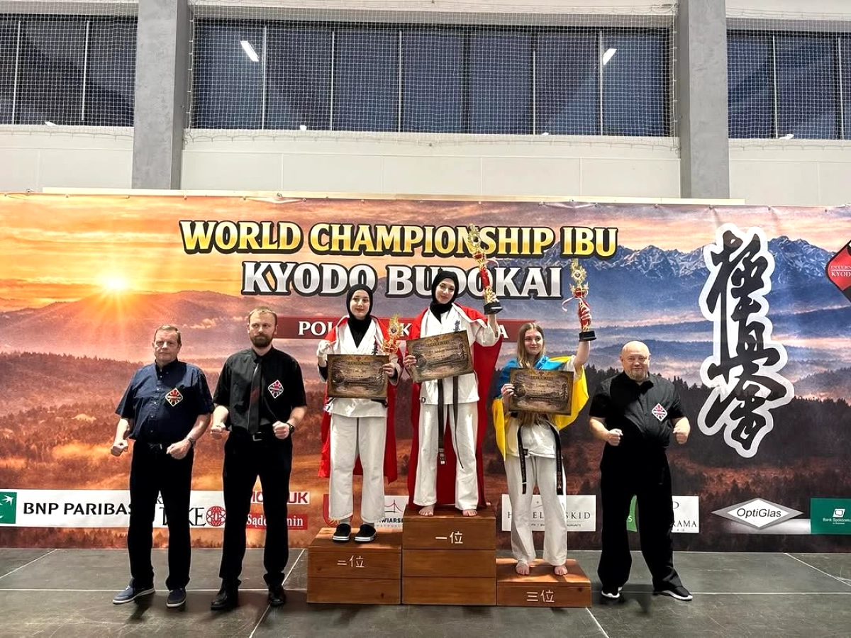 Sultangazili Genç Karateci Dünya Şampiyonu Oldu