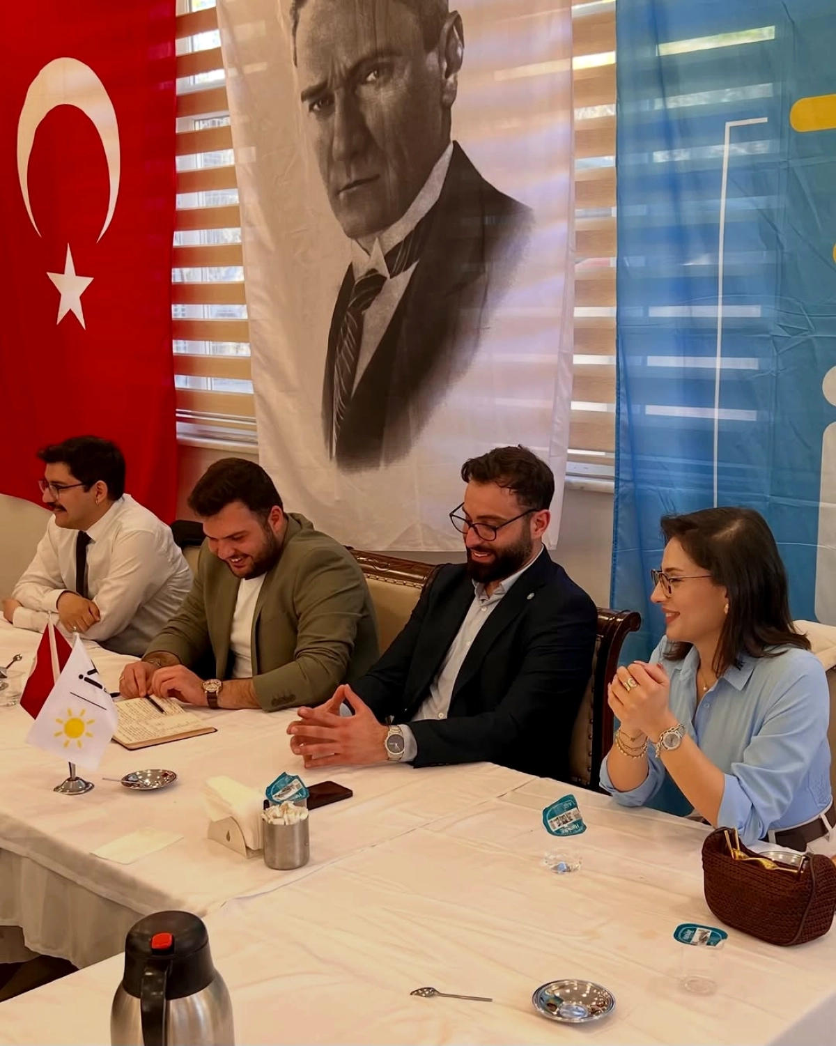 İYİ Gençlik İstanbul İlçe Başkanları İlk Kez Zeytinburnu'nda Toplandı