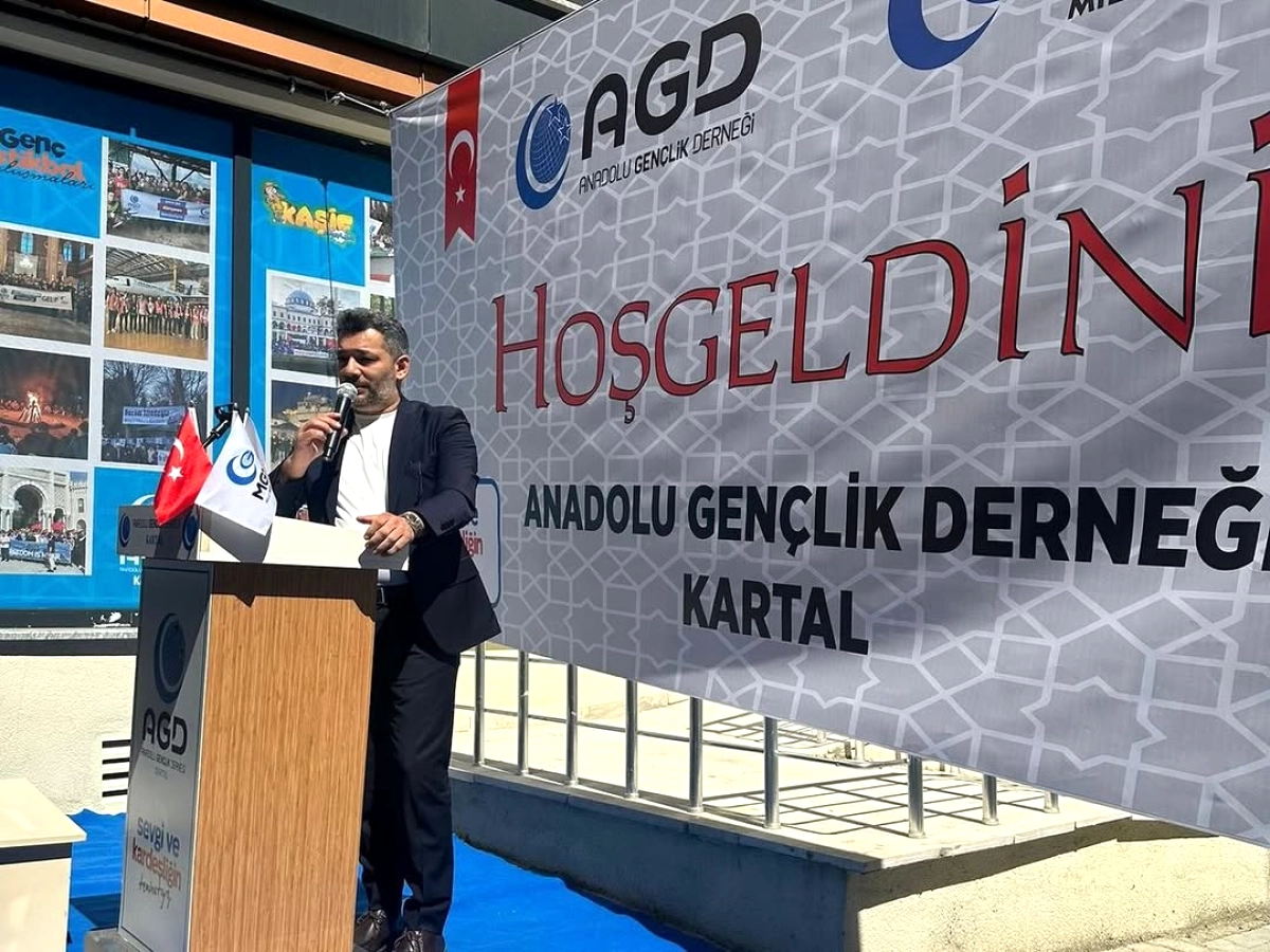 AK Parti Kartal İlçe Yönetimi, AGD Cevizli Şubesi Açılışına Katıldı