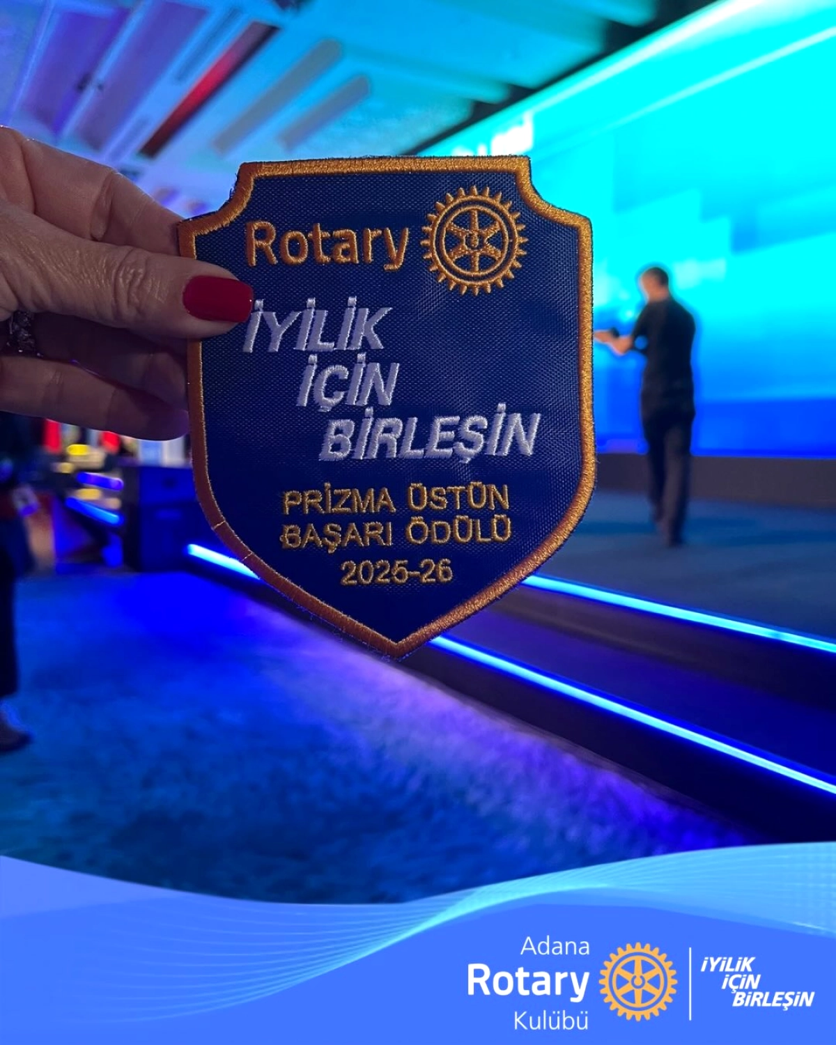 Adana Rotary Kulübü 6 Üstün Hizmet ve Prizma Ödülü Kazandı