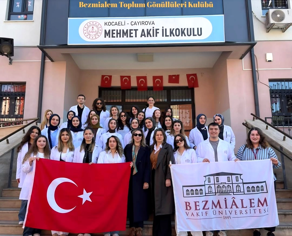 Çayırova'da Minik Kahramanlara Sağlık Eğitimi