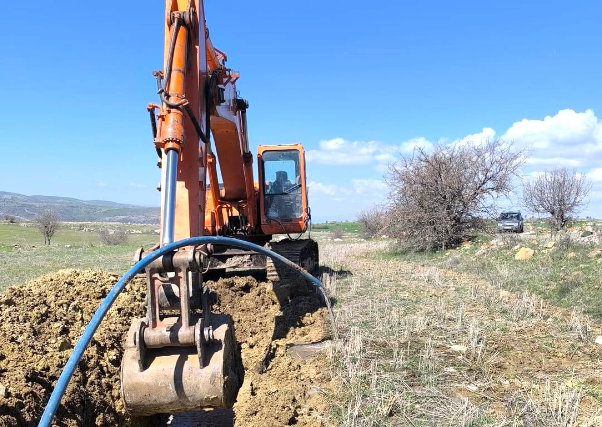 Kalecik'te Yeniçöte Mahallesi'ne İçme Suyu Müjdesi: Kanal Çalışmaları Başladı