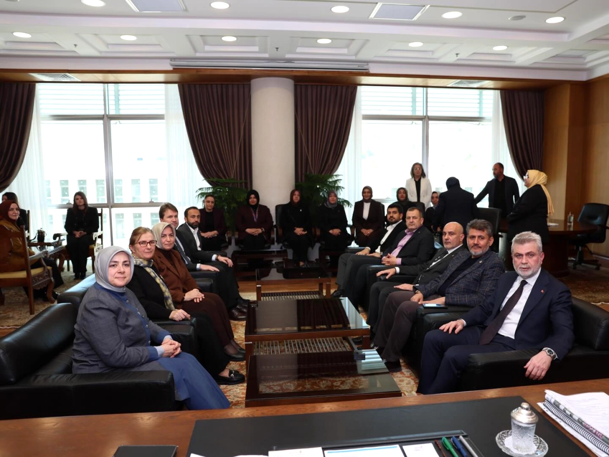 AK Partili Milletvekili'nden Kahramanmaraş'taki Okul Olayı Sonrası Kritik Ziyaret